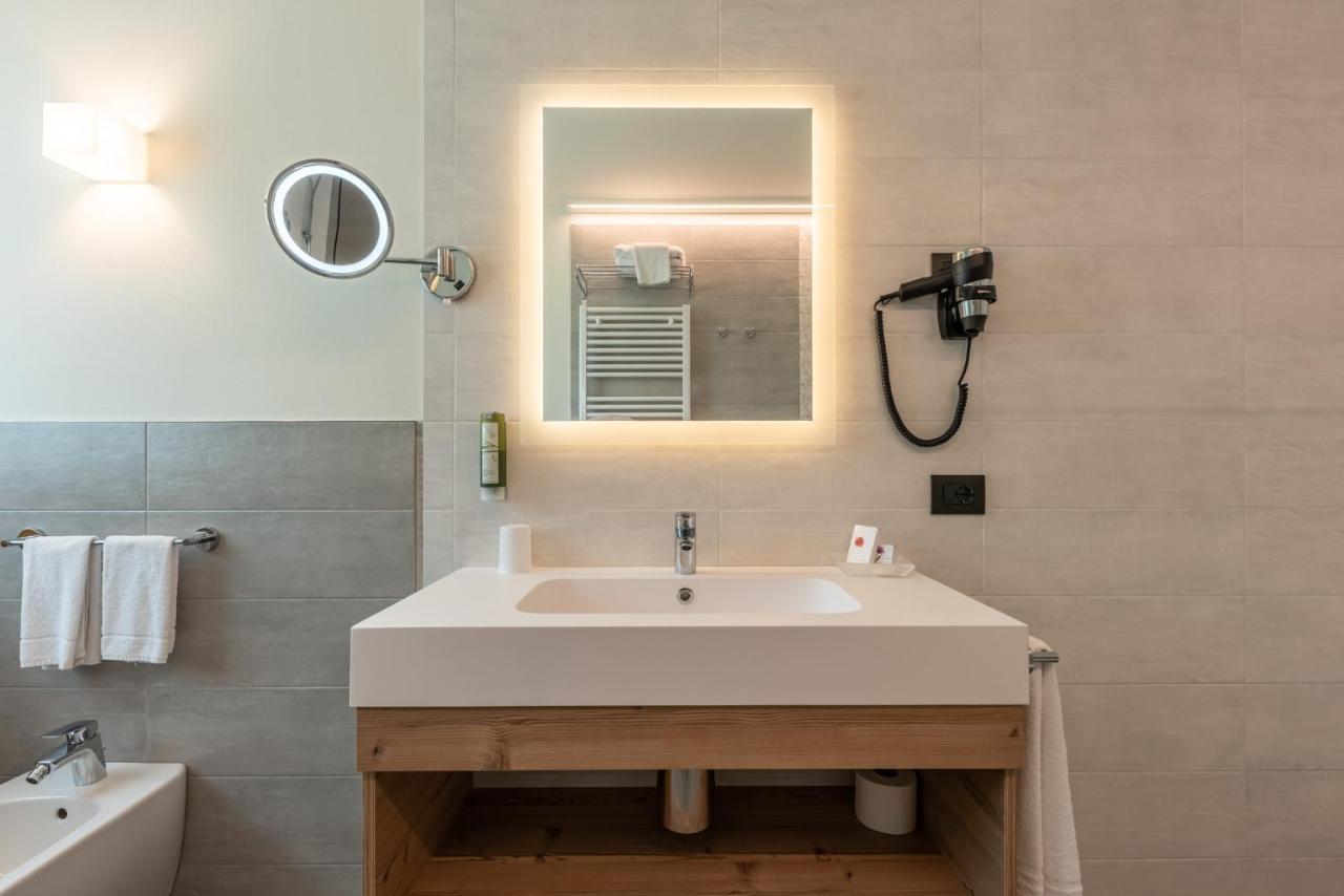 Ariston Garden &
